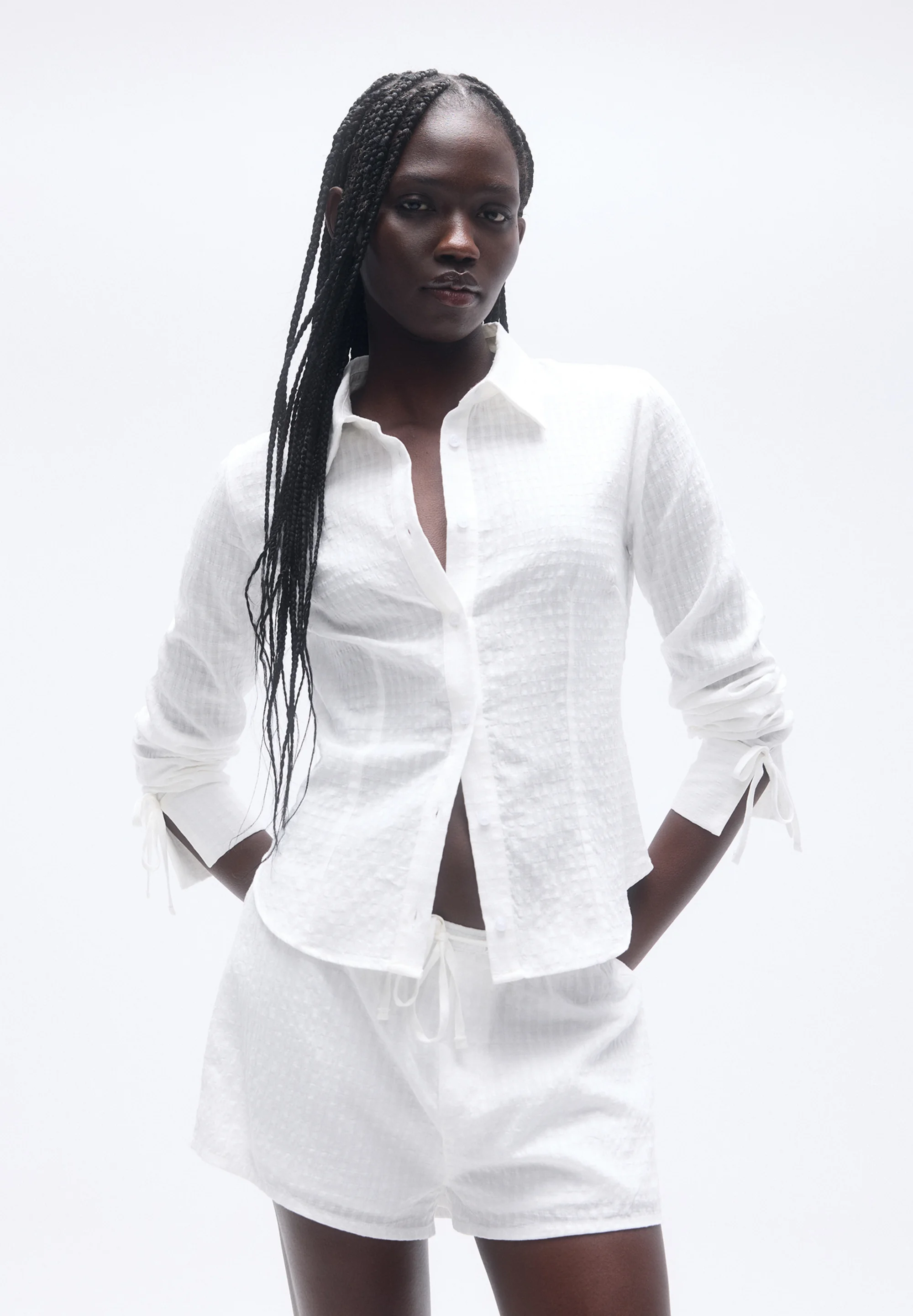 PULL&BEAR AJUSTADO CON PINZAS - Camisa