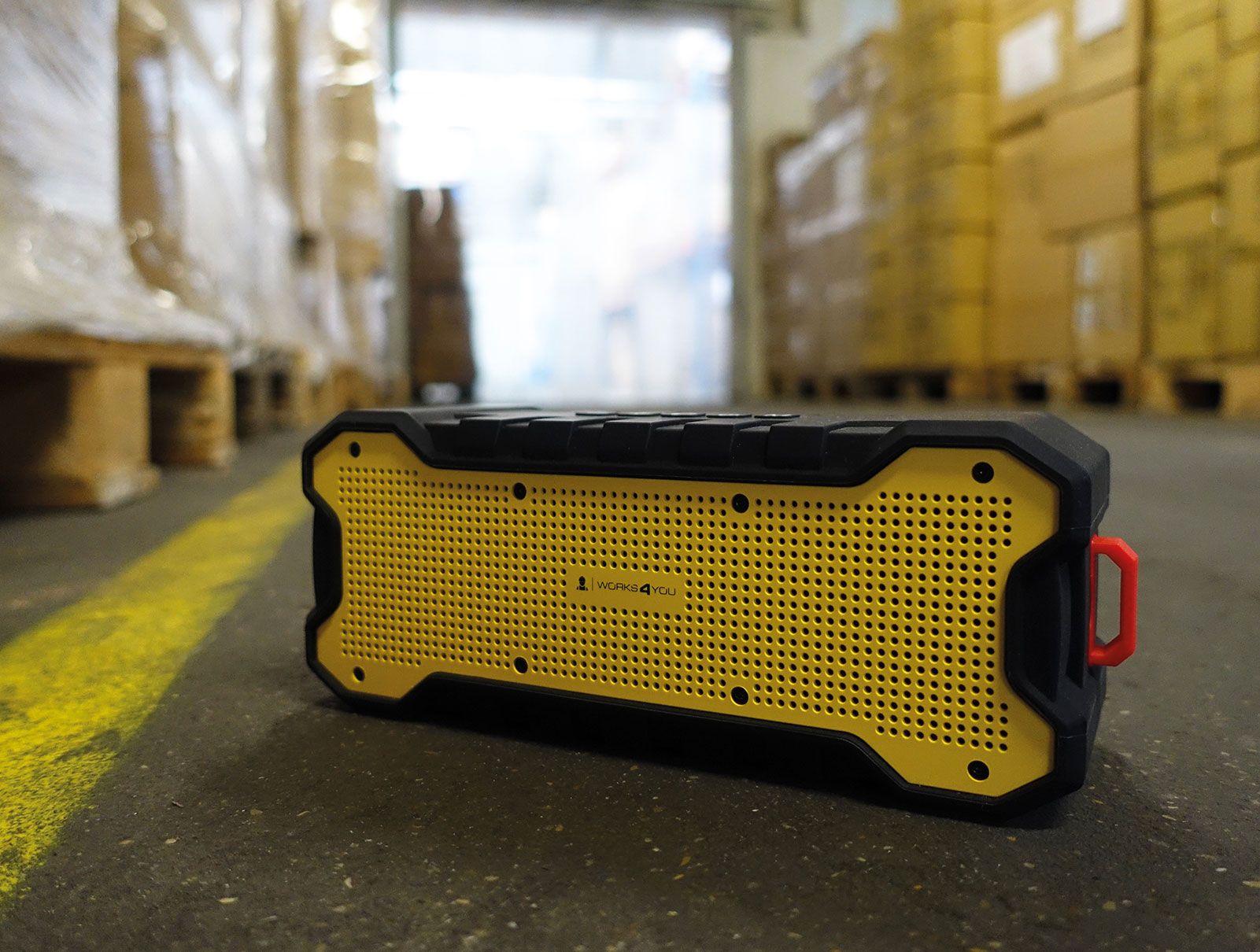 Schwaiger Stoßfest & Spritzwassergeschützt Bluetooth Lautsprecher,