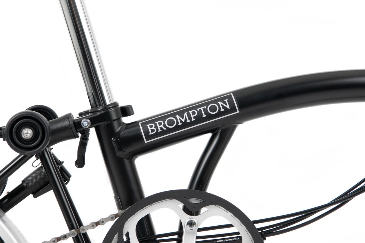 Brompton C-Line Explore mit Gepu00e4cktru00e4ger - 2022 - 16 Zoll - Faltrahmen