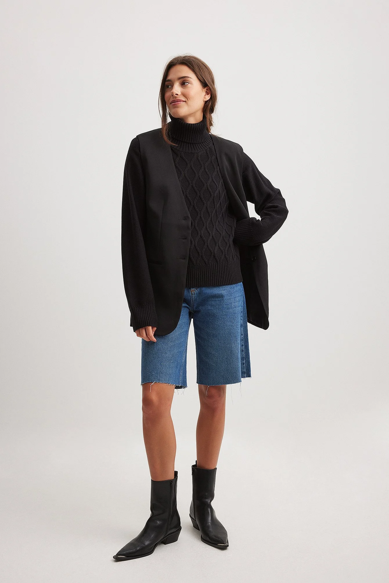 Strickpullover mit Rollkragen und Zopfmuster