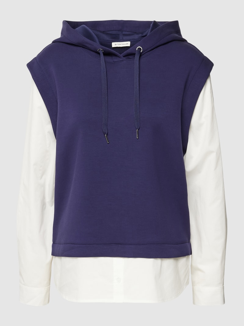 Hoodie mit Kontrastbesatz in marineblau