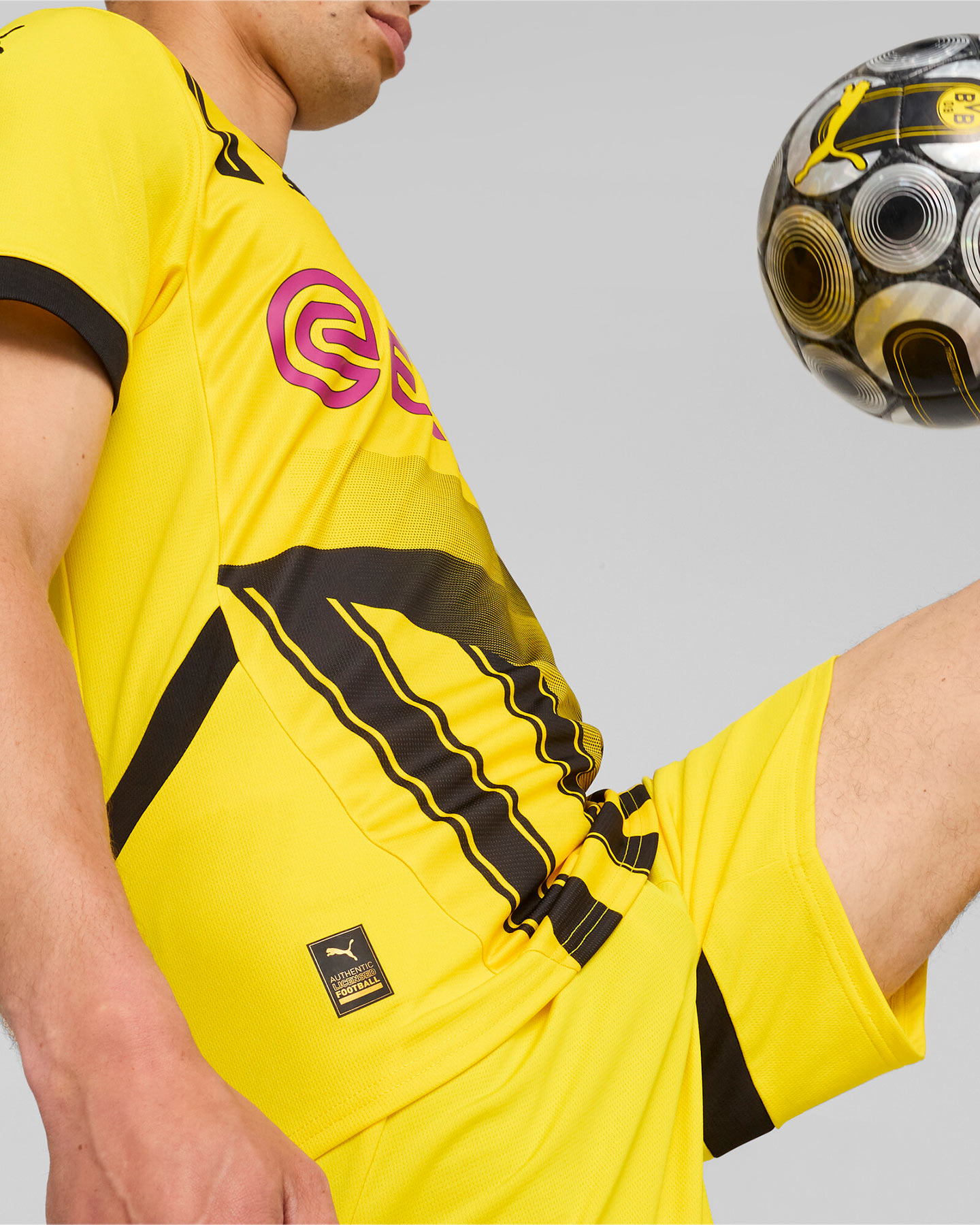 Oficiálna replika futbalového dresu Puma Borussia Dortmund Cup 24-25 M 775680-01