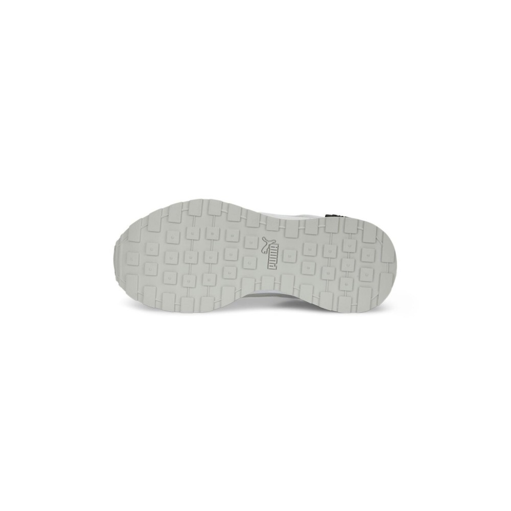 PUMA Graviton 381987-15 / grau