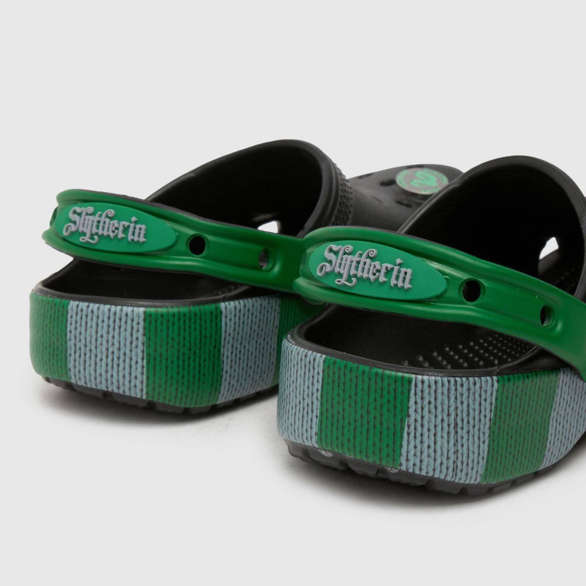 Crocs fekete és zöld Slytherin klumpa junior szandál