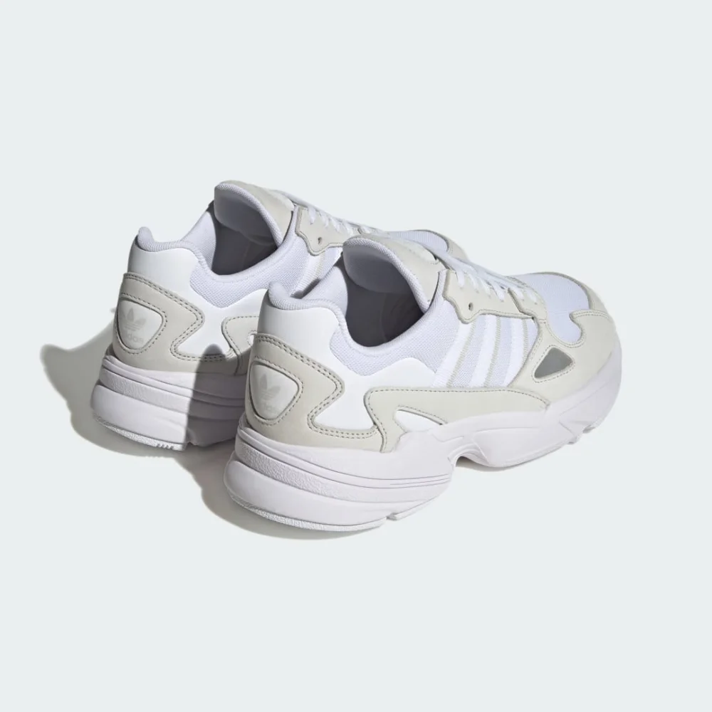 adidas Falcon IG5732 / weiss