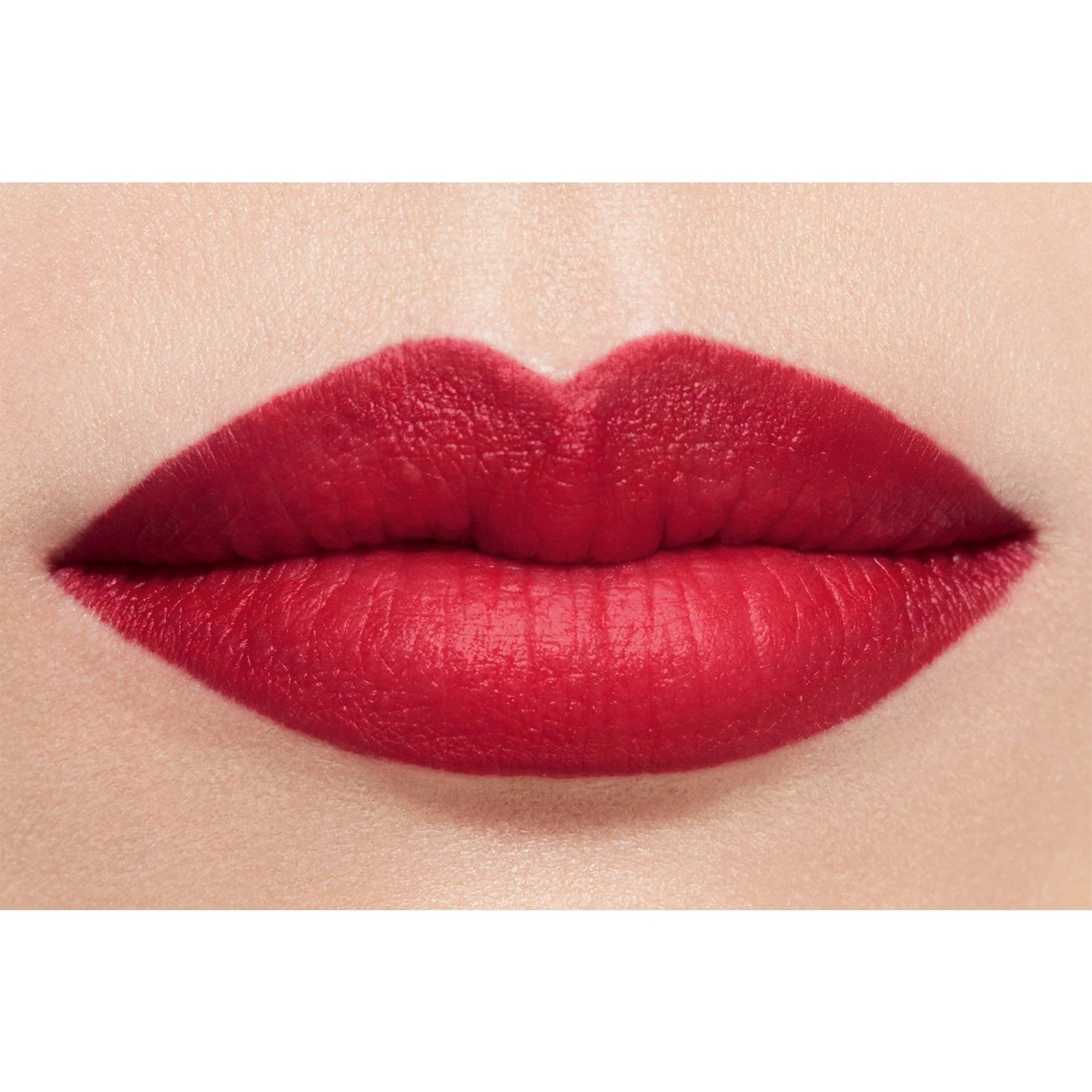 ROUGE ALLURE VELVET - EL LABIAL LUMINOSO Y TERCIOPELOSO