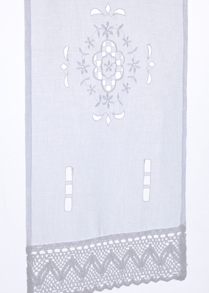 Fensterbehang mit Makramee