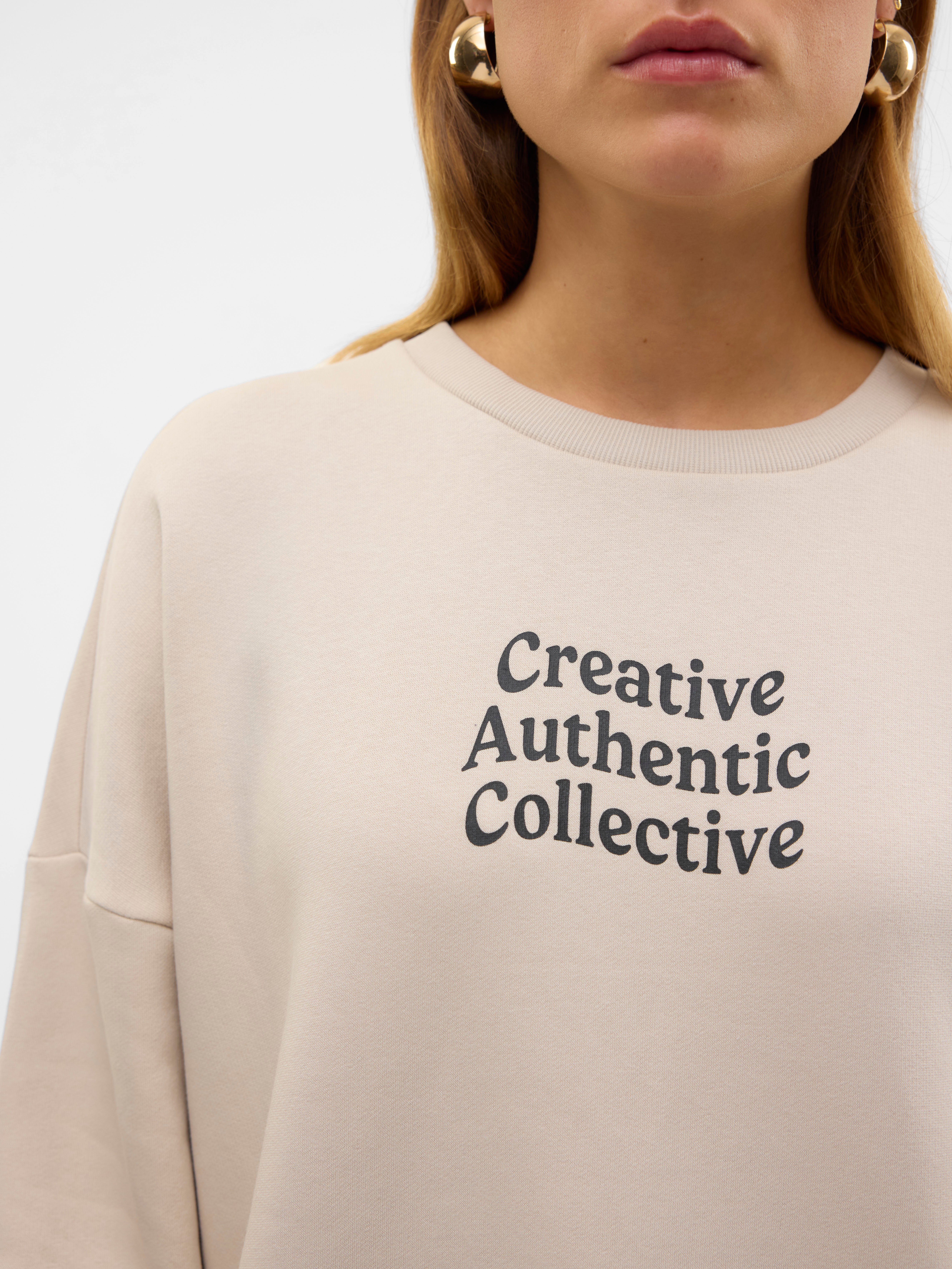 VMANTRY Sweatshirt