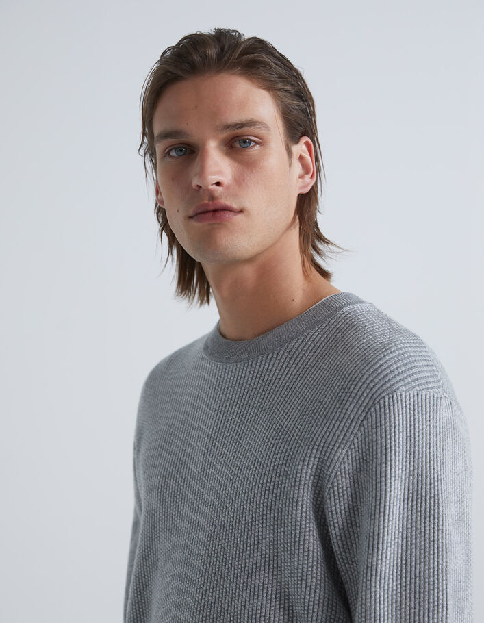 Pull gris tricot relief gaufré Homme