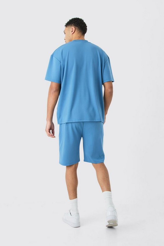 Oversize Premium T-Shirt & Shorts