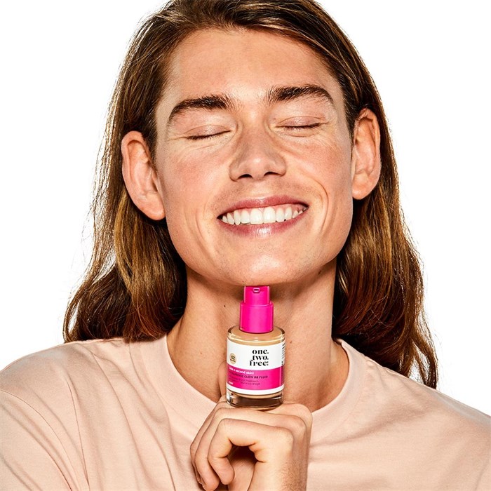 Hyaluronic Glow BB Fluid