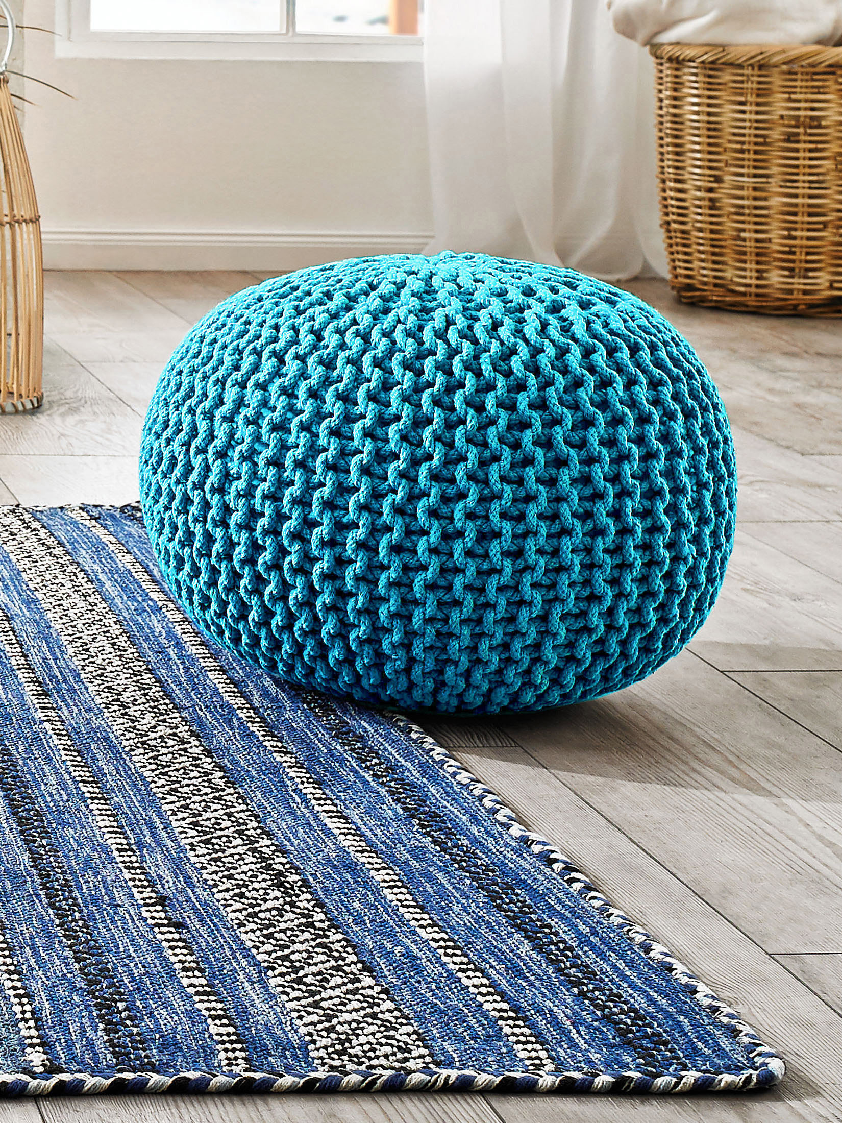 Kiruna Strick-Pouf, Türkis