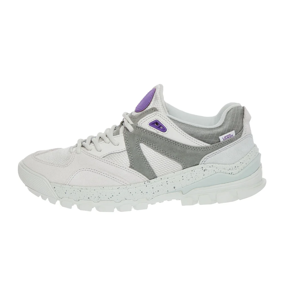 Vans AMZN Trailhead VN0A7TO2BGF1 / grau