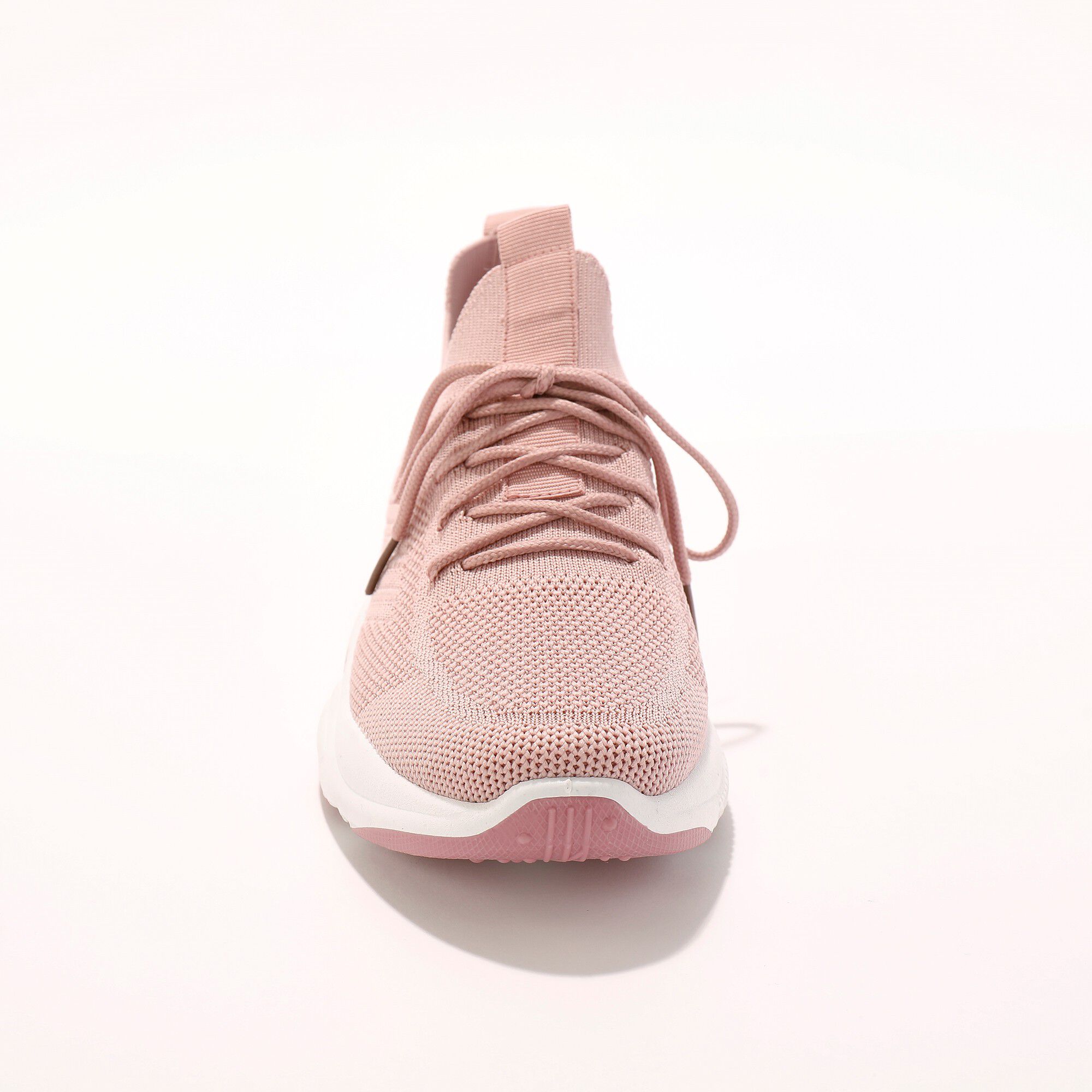 Baskets de sport légères à lacets