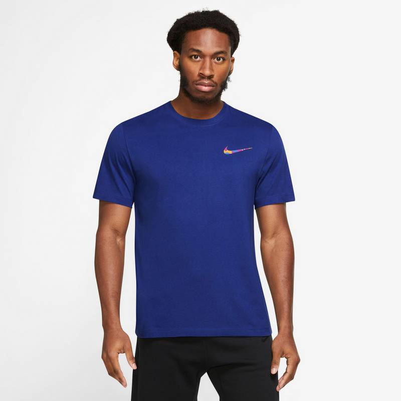 Nike NSW Club Swoosh T-Shirt Herren