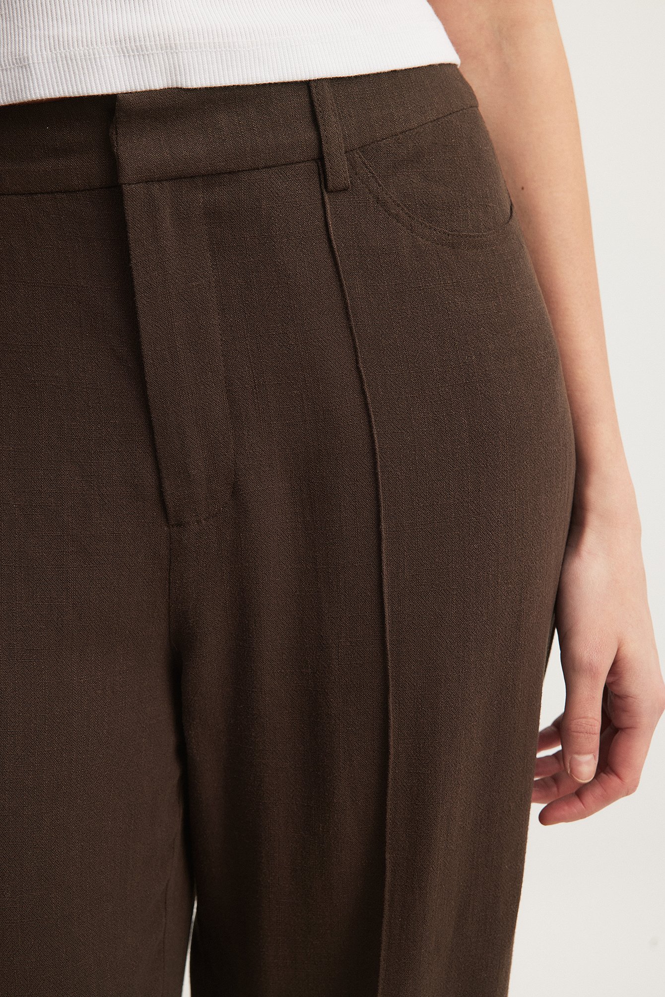 Gerade Hose aus Leinen-Mix mit hoher Taille