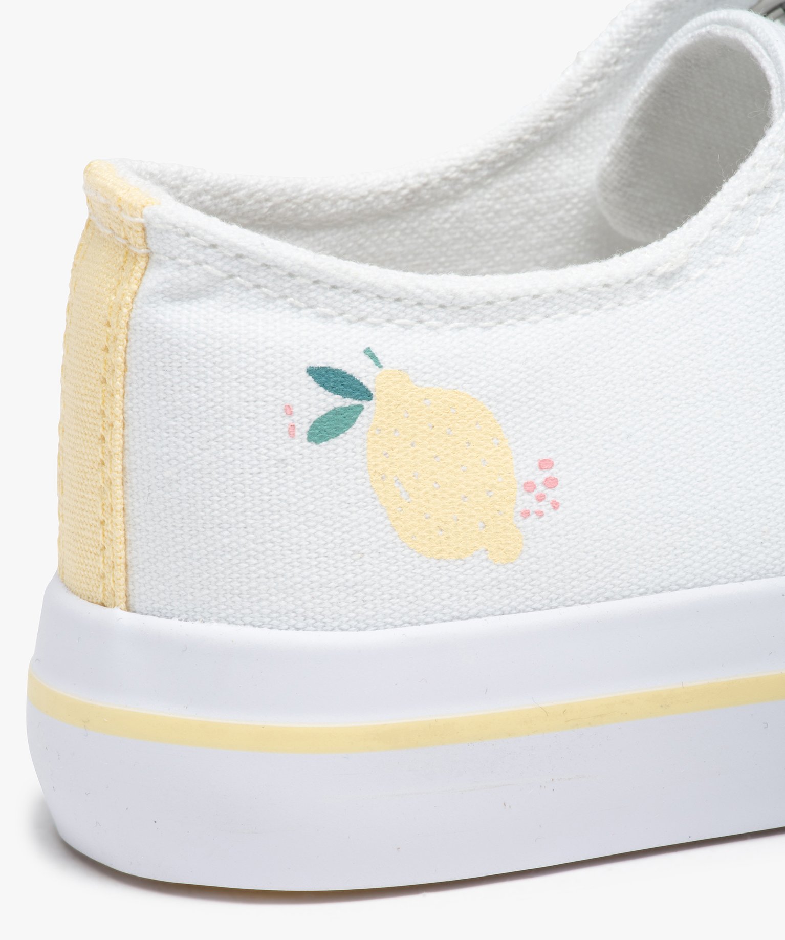 Baskets fille en toile à bout renforcé fermeture lacet et ... blanc | GEMO