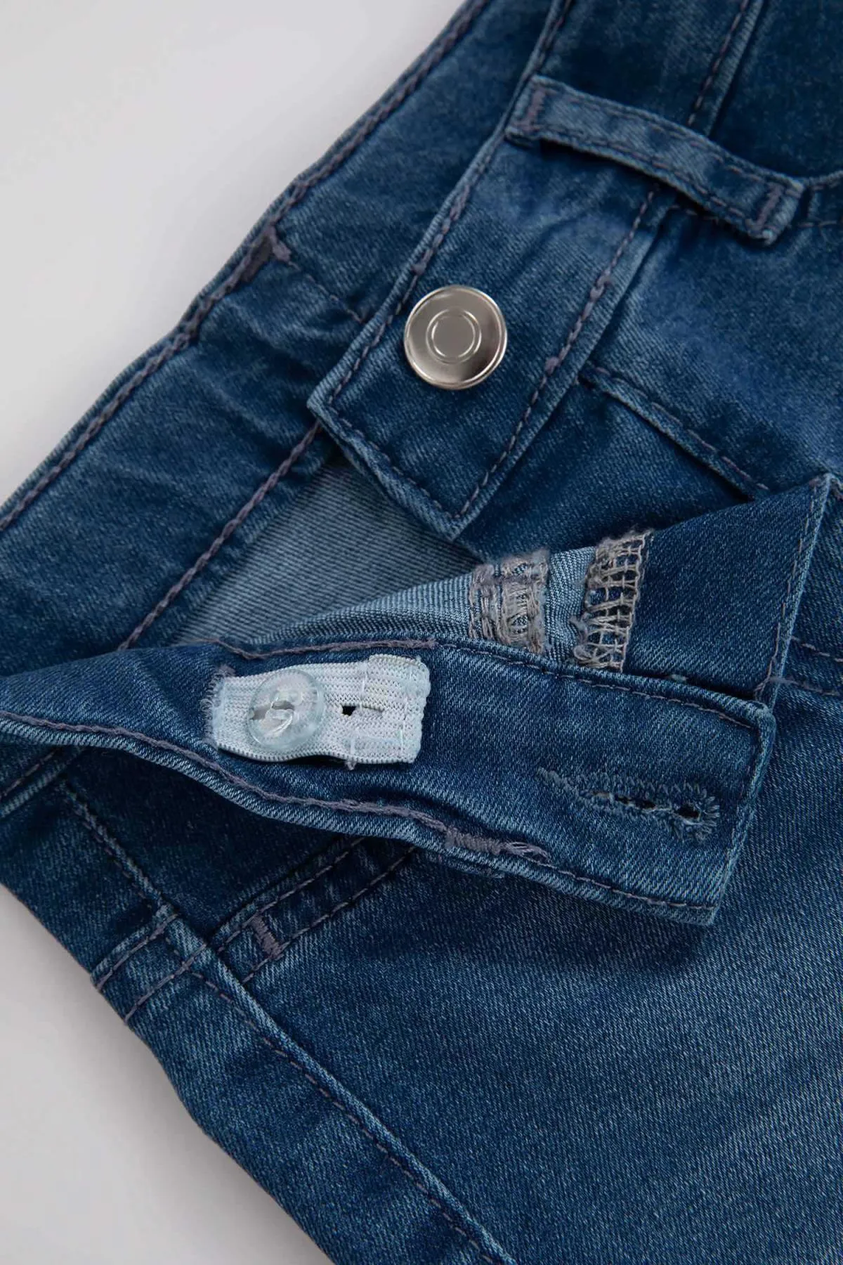 DeFacto  Baby-Mädchen 3D Jeanshose mit geradem Bein B0064a523wn
