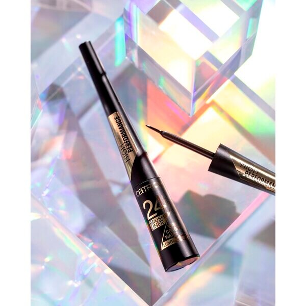 Catrice 24 órás ecsetvonásos szemceruza ultra fekete 3ml