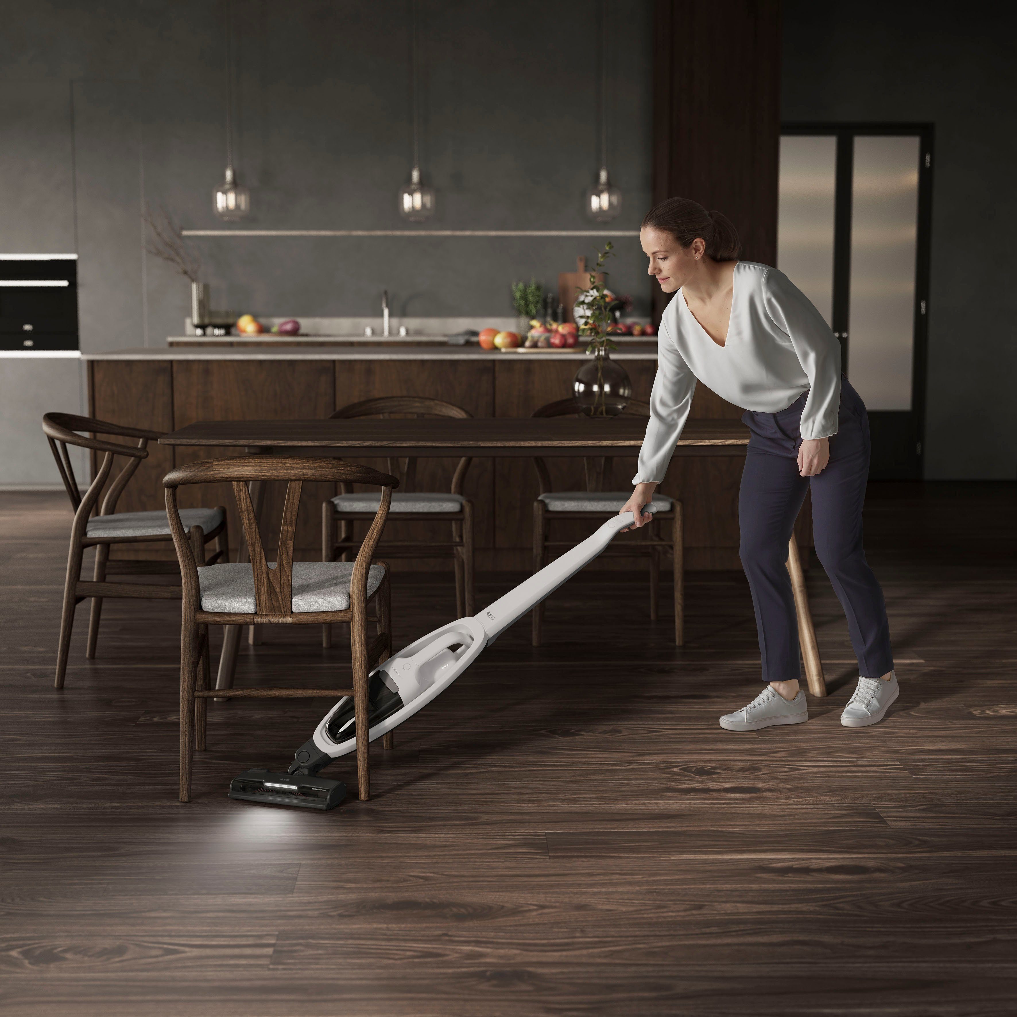 AEG Akku-Hand-und Stielstaubsauger HYGIENIC 5000 AKKU-STAUBSAUGER (AS52H212XN), beutellos, 2in1, leise 79 dB(A), 58 % Recyclingmaterial, bis zu 50 Min. Laufzeit