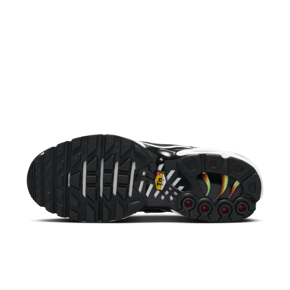 Nike WMNS Air Max Plus DZ3670-001 / schwarz