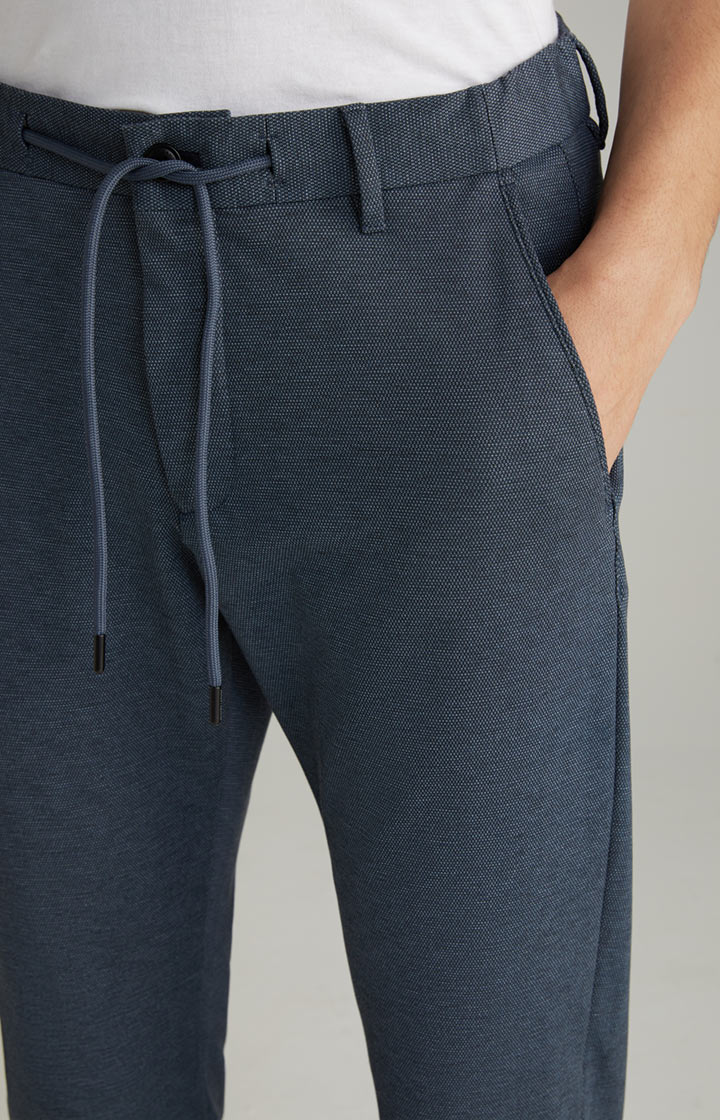 Chino Maxton in Navy strukturiert