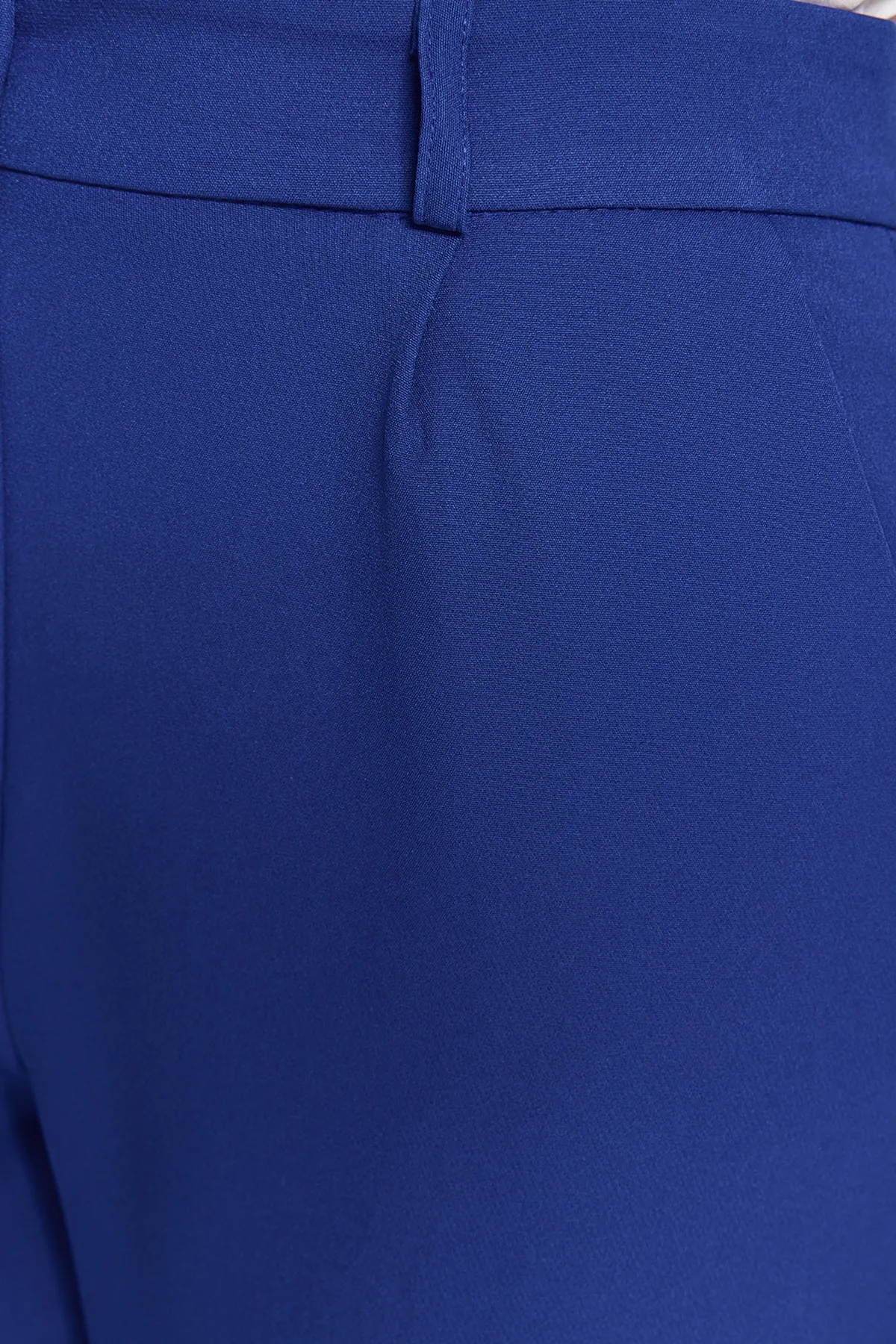 Trendyol Modest  Blauer Anzug aus Crêpe mit Schnürung, detailliertem Futter, Jacke und Hose aus gewebtem Unterteil und Oberteil TCTSS23US00044