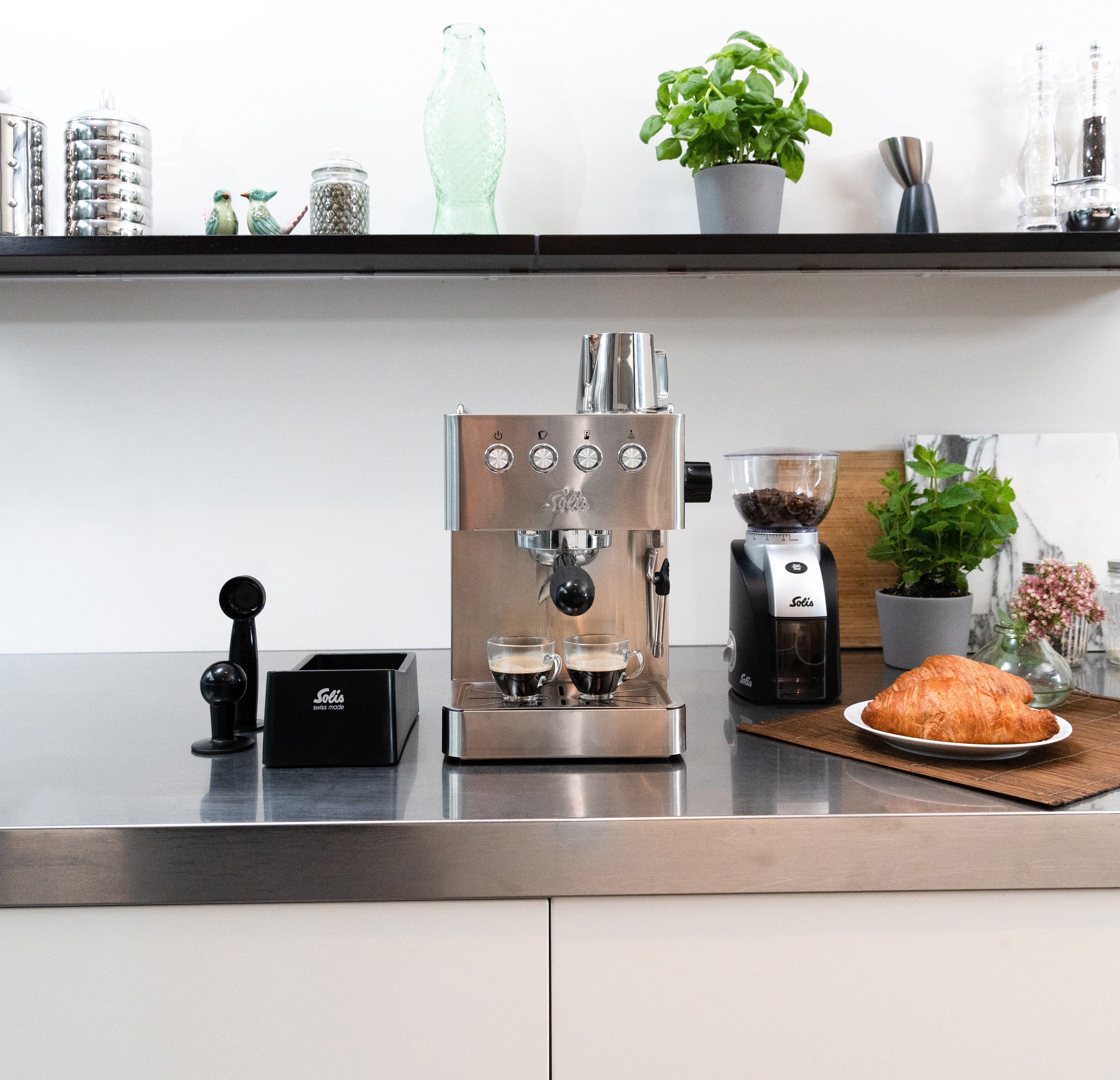 SOLIS OF SWITZERLAND Siebträgermaschine Barista Gran Gusto Typ 1014, Siebträger 58 mm, 15 Bar Druck, 360 ° Heißwasserstab, Programmierbar