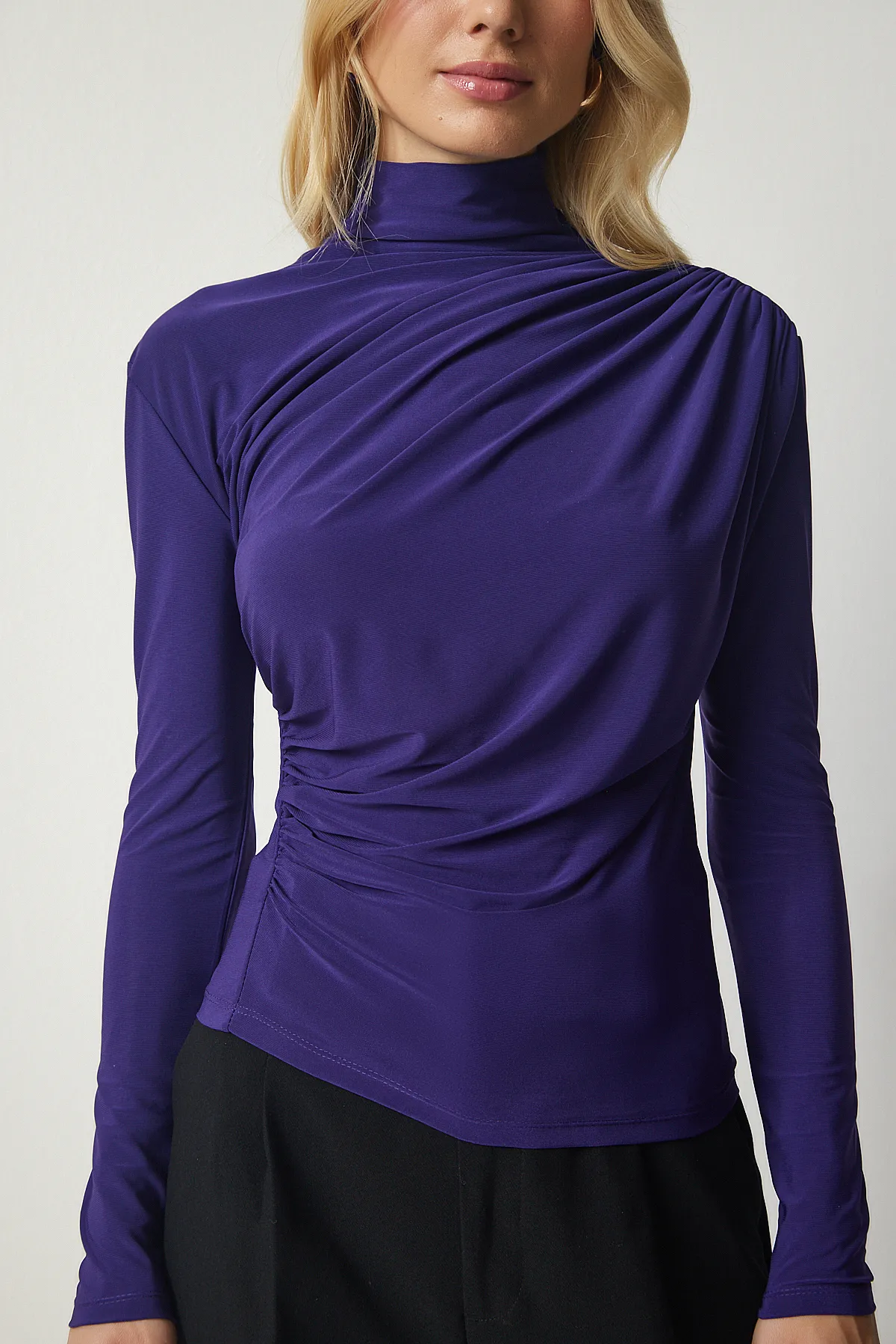 Happiness İstanbul  Damen-Bluse mit hohem Kragen und hohem Kragen in Sandfarben, Lila, FF00135