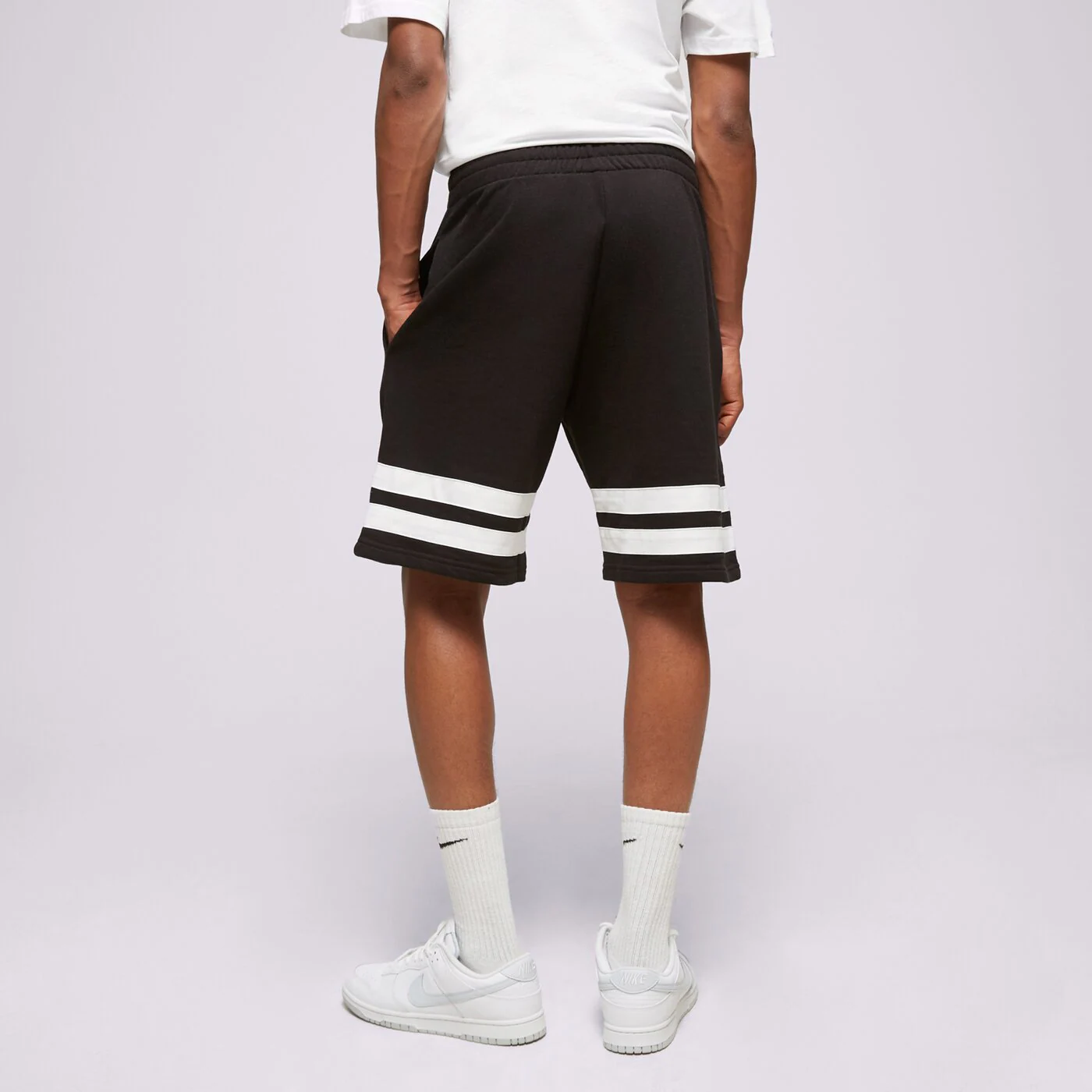 NEW ERA SHORTS NE NEWERA NONE Schwarz