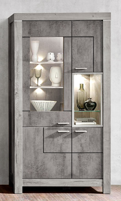 Vitrine hoch mit Beleucht.