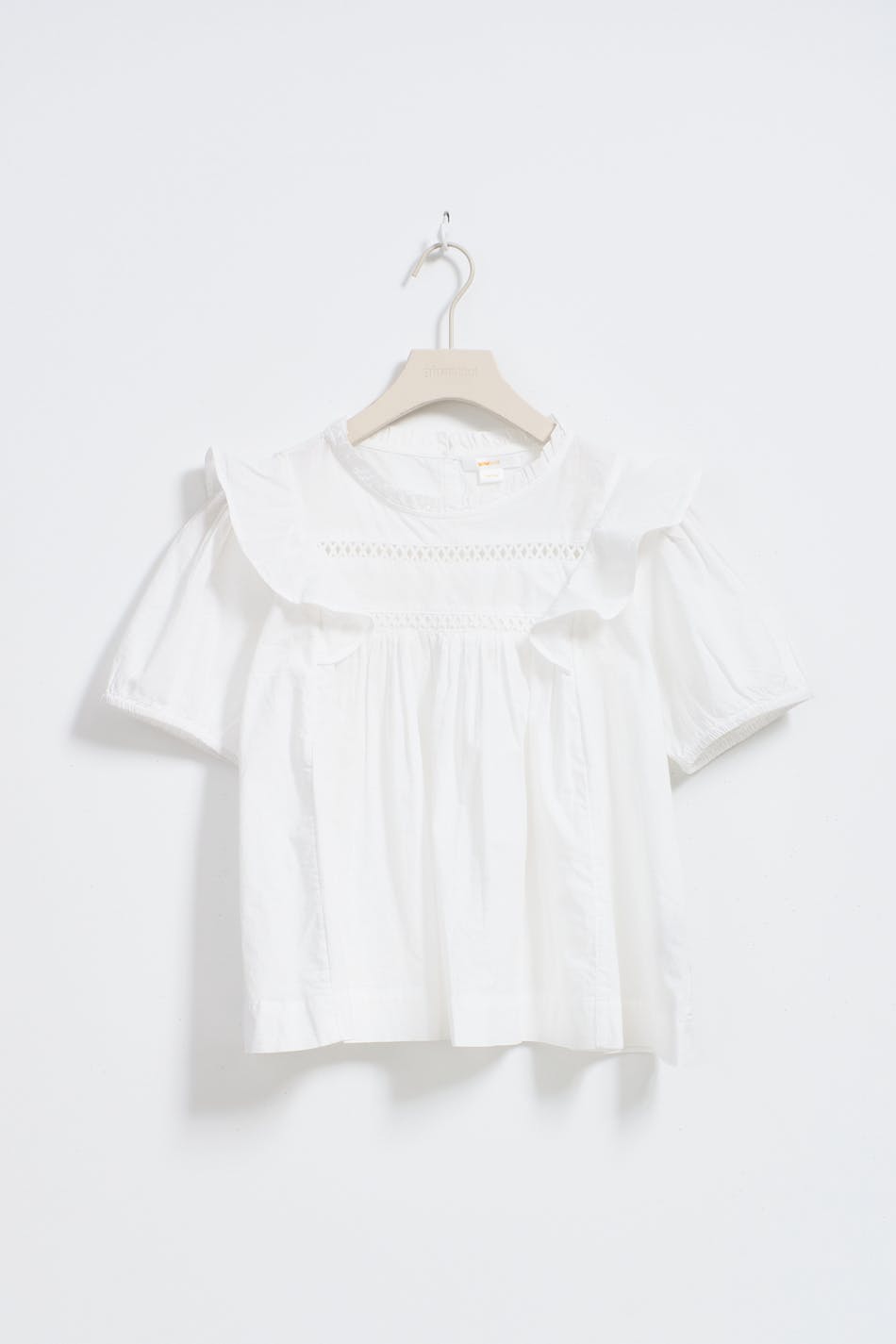 Y puffsleeve lace top