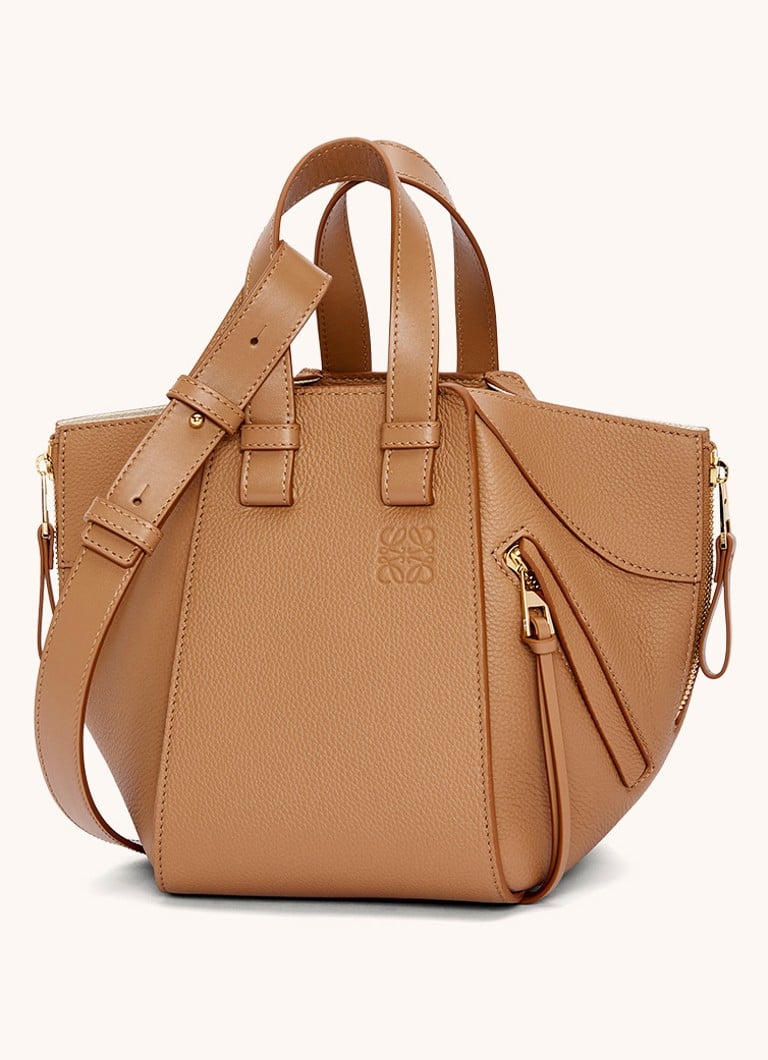 Τσάντα LOEWE compact από δέρμα μοσχαριού