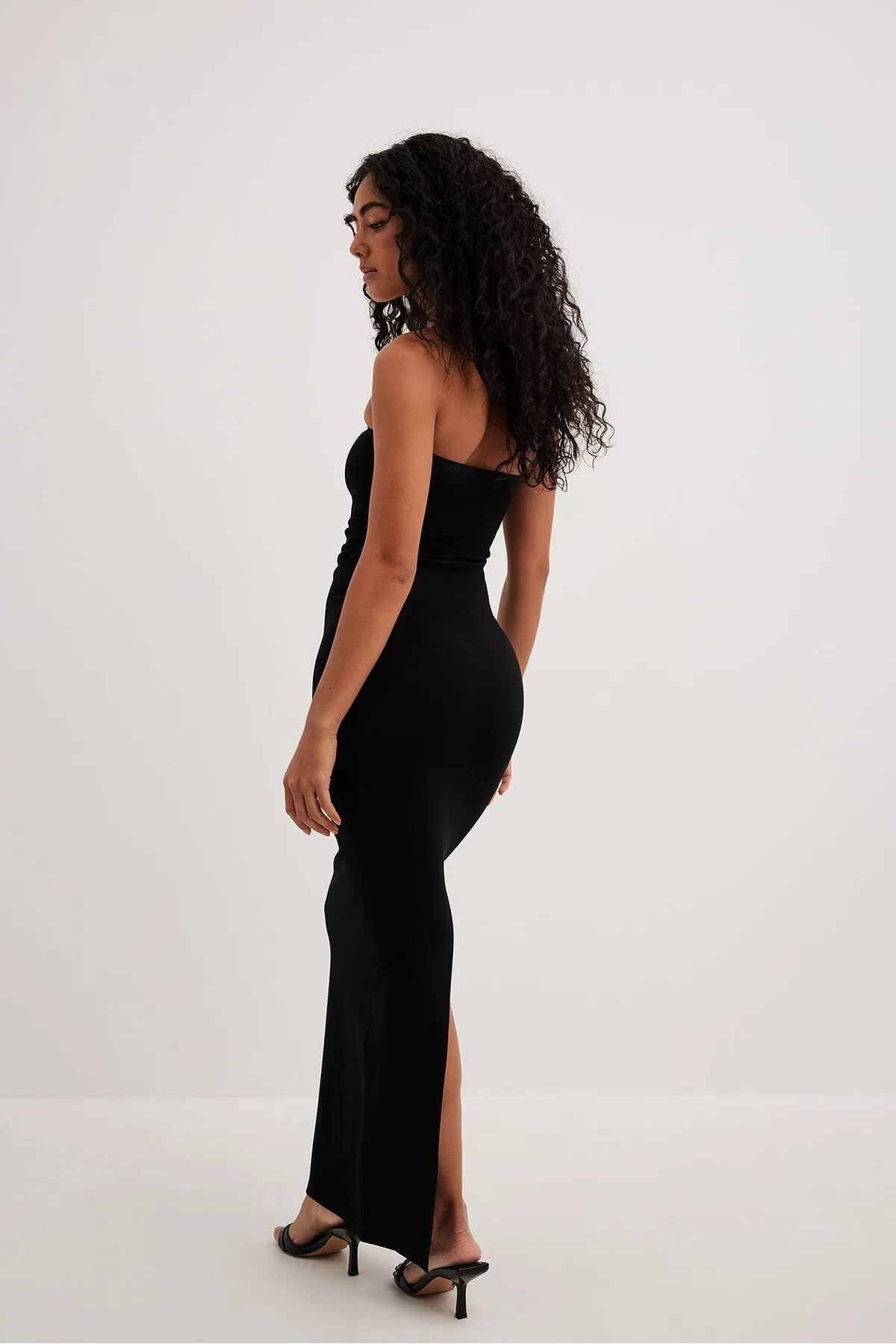 NA-KD  Schlauch-Maxikleid aus Jersey