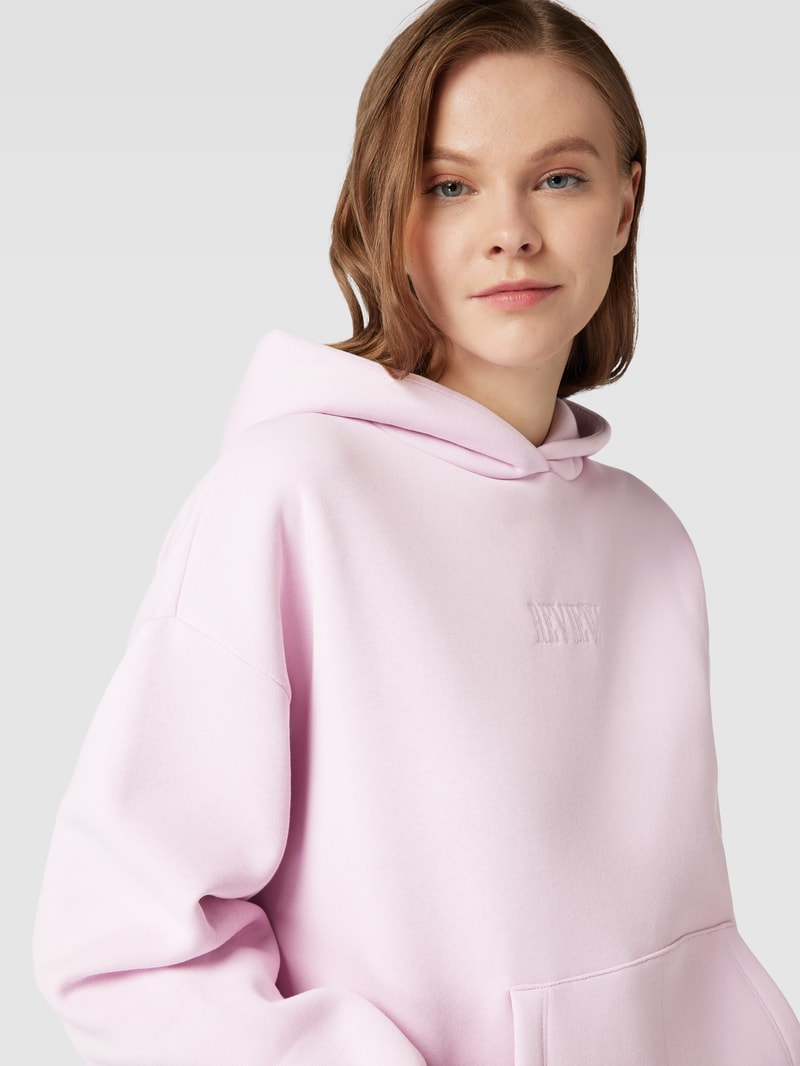 Hoodie mit Känguru-Tasche in rosé