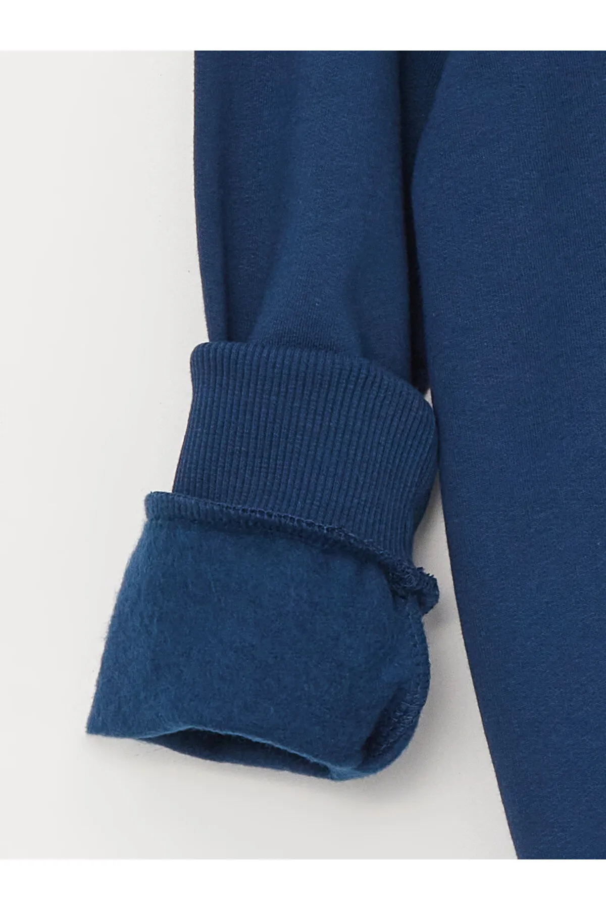 LC Waikiki  Bedrucktes Langarm-Sweatshirt und Jogginghose für Jungen mit Rundhalsausschnitt