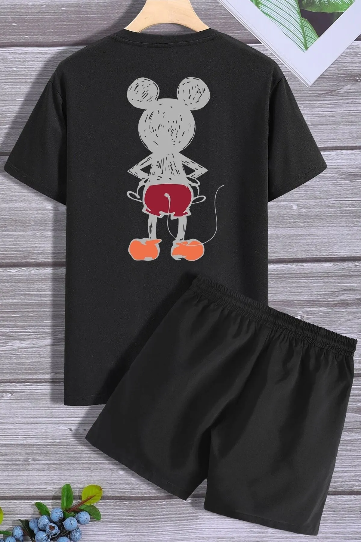 trendypassion  Shorts-T-Shirt-Trainingsanzug-Set mit Rückendruck