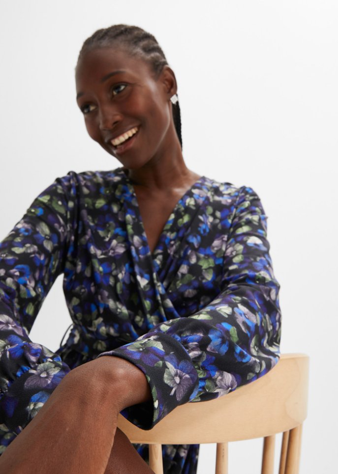 Kleid mit Gürtel