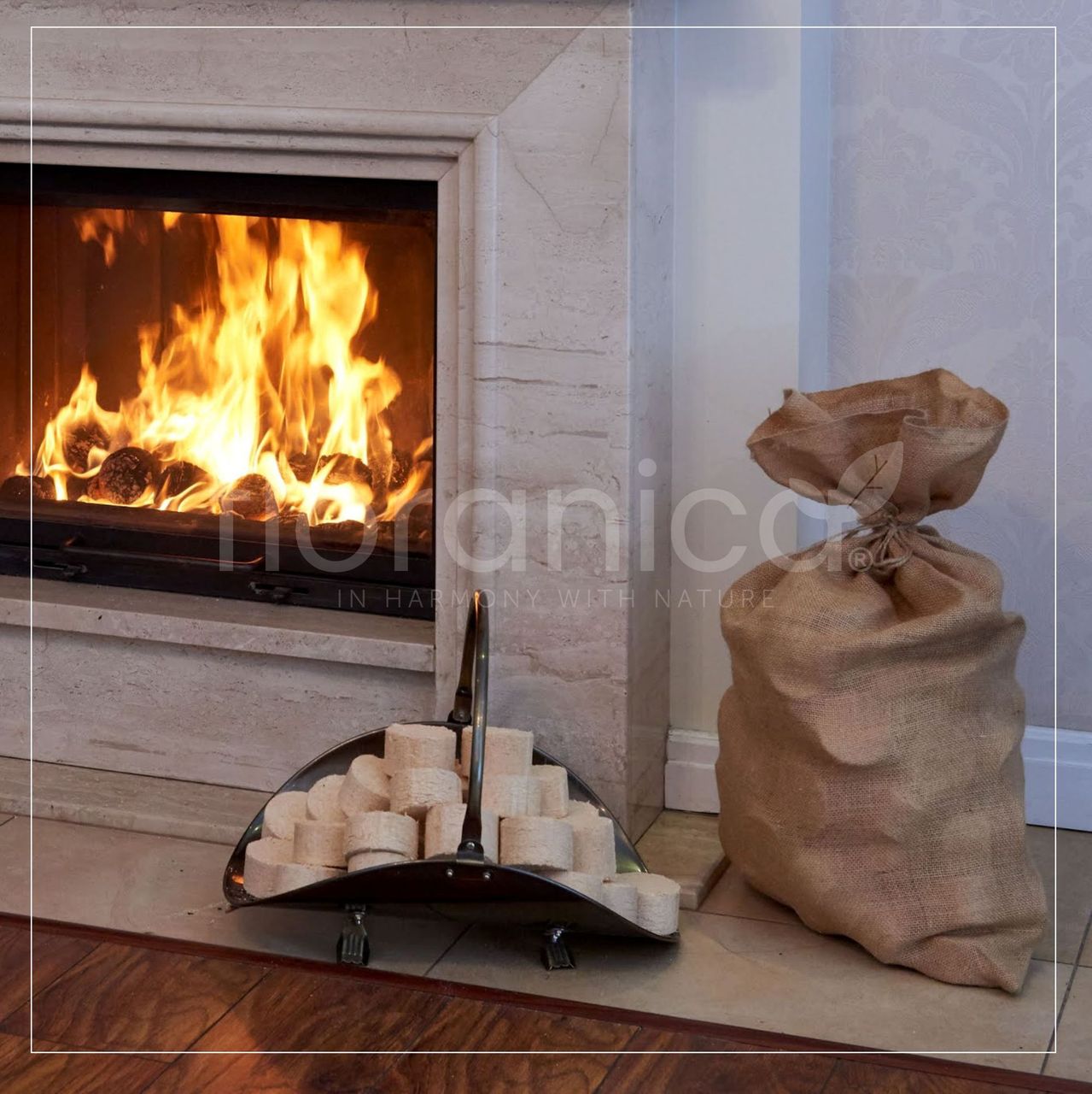 Pemicont Floranica Holzbriketts 100% Gepresste Rundholzbriketts 12,5kg im Jutesack Brikett Ideal für Kamin Ofen Raketenofen Grill Umweltfreundlich Hohe Brennwert Raucharm