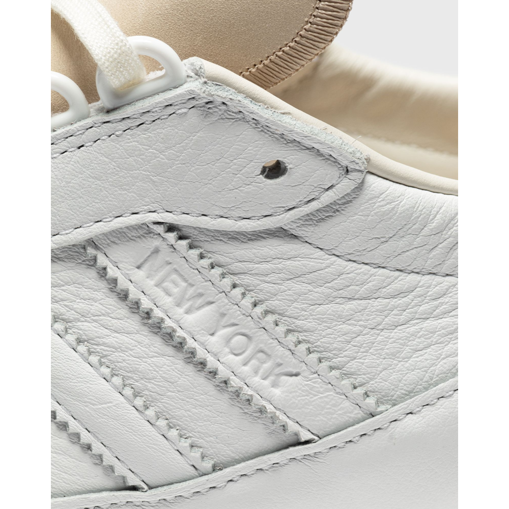 adidas New York FY7235 / weiss