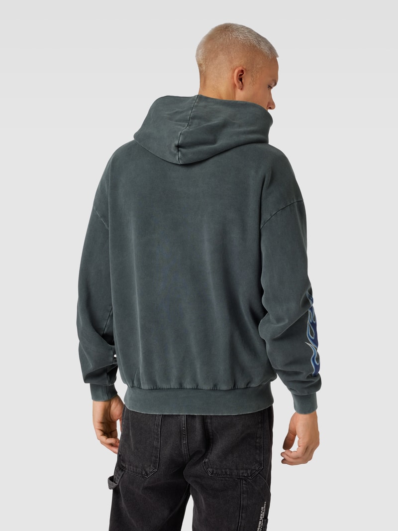Hoodie mit Motiv-Print und Känguru-Tasche in schwarz