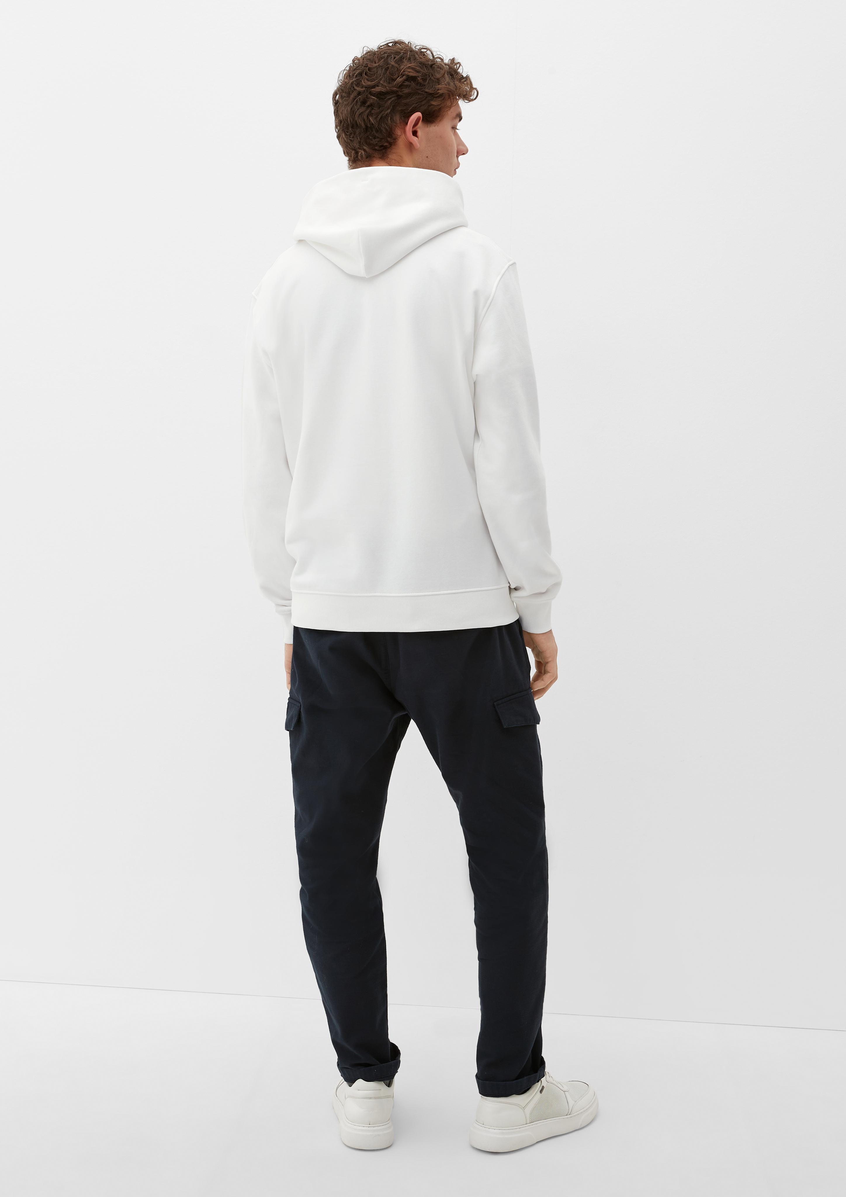 Kapuzenpullover mit Patch und Rubberprint  2129557-01D1