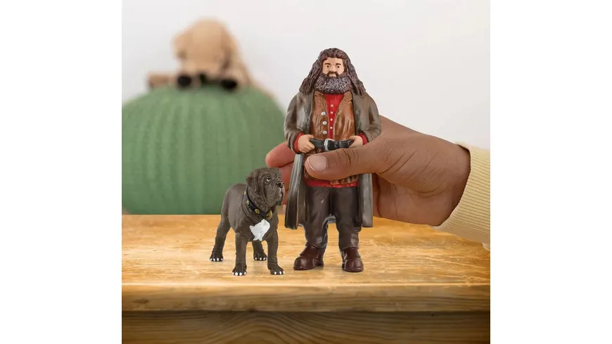 Schleich 42638 - Harry Potter - Hagrid & Fang