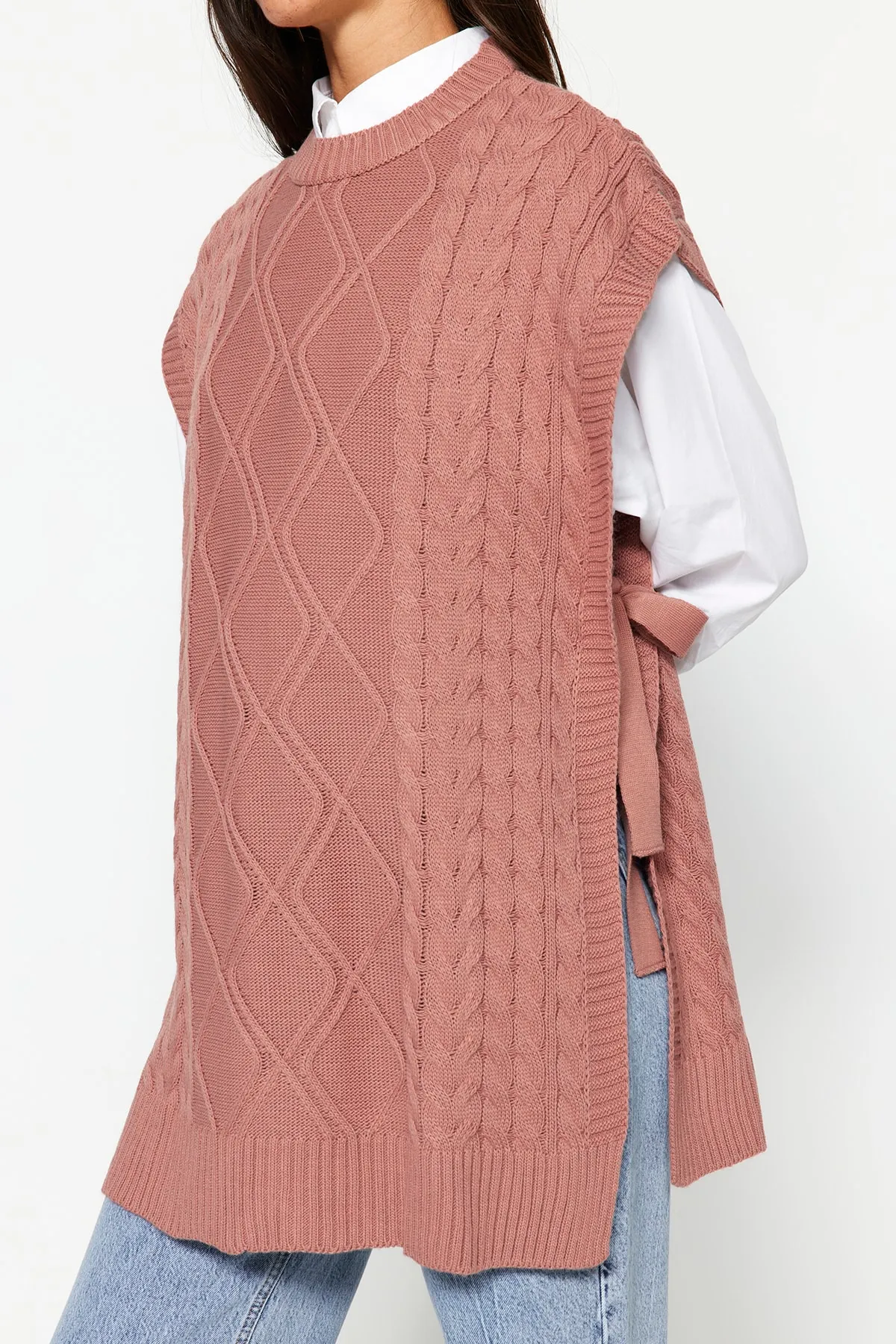Trendyol Modest  Dusty Rose geflochtener Strickpullover zum Binden an der Taille TCTAW22UV0018