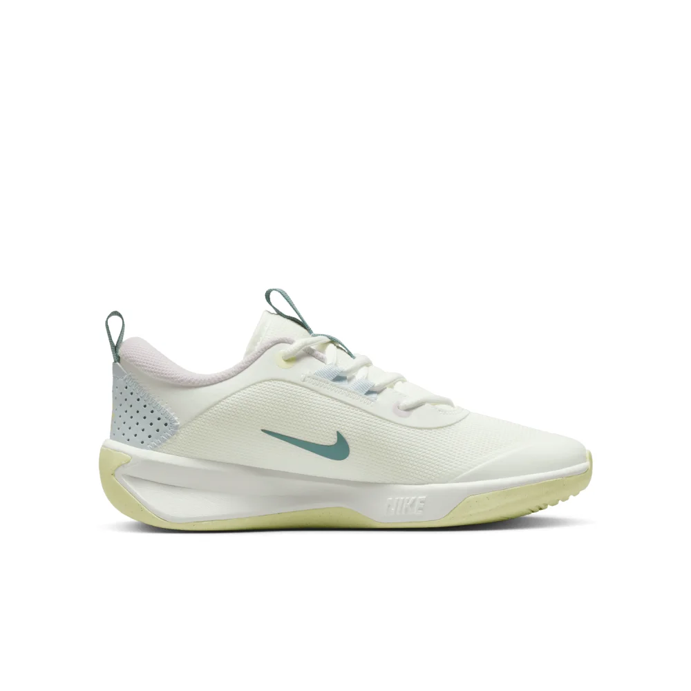 Nike Omni Multi Court DM9027-101 / weiss