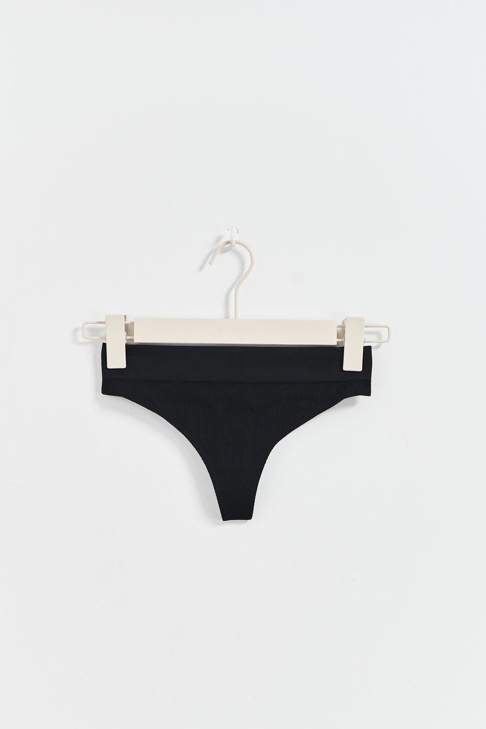 Sporty rib thong