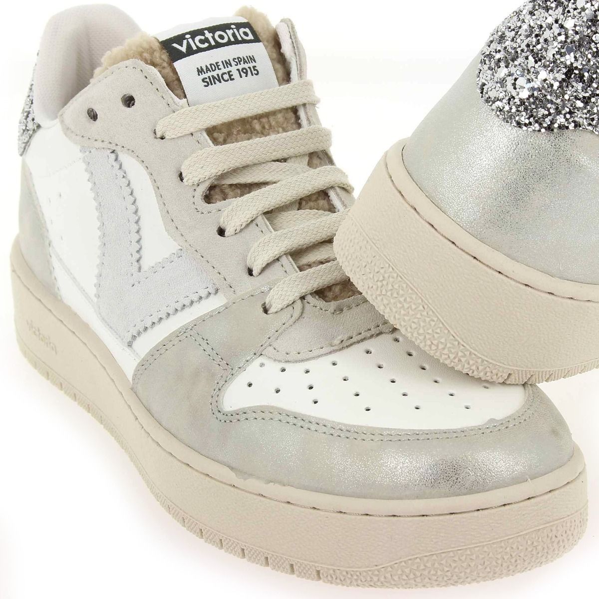 Victoria  1258243 - Argent blanc