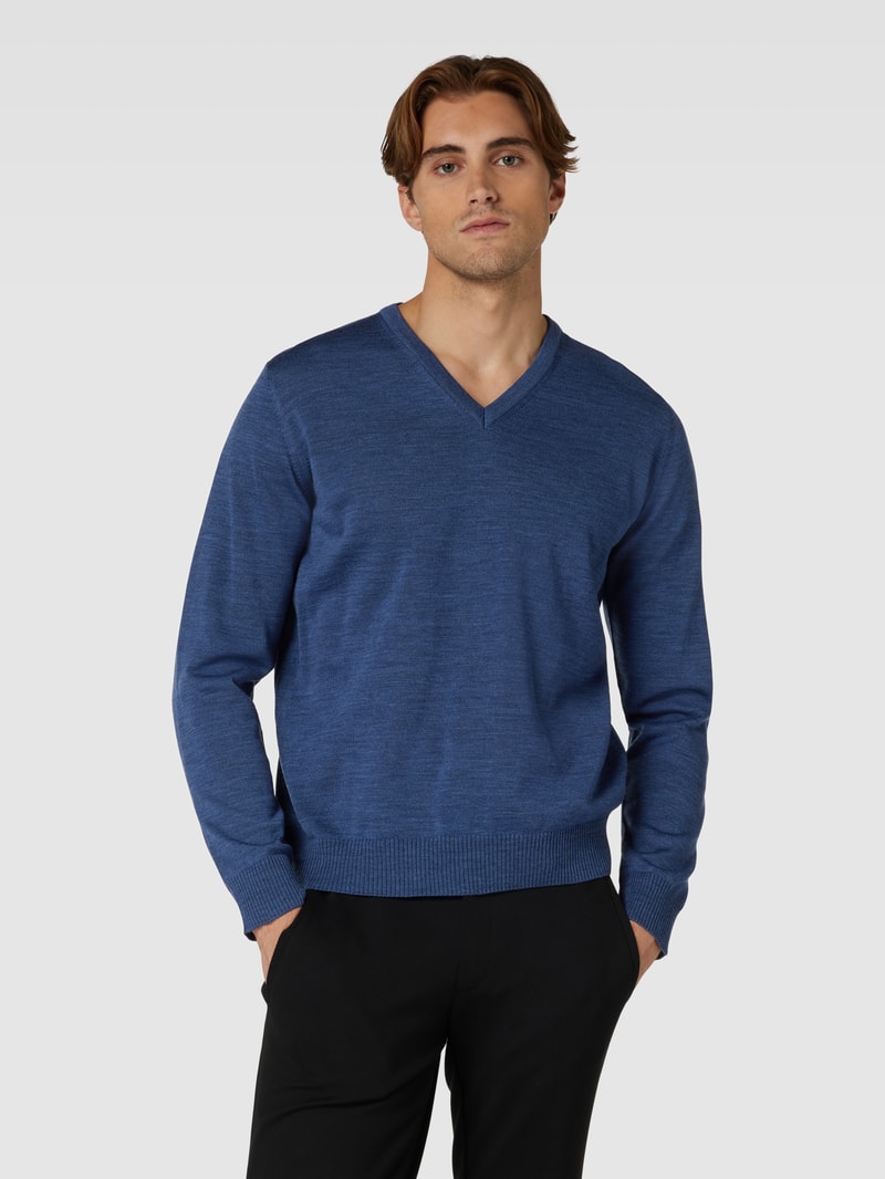 Strickpullover mit Label-Patch in ozean blau meliert