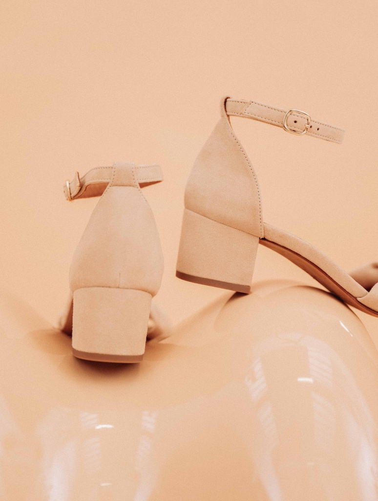 Gloria - Beige Milos