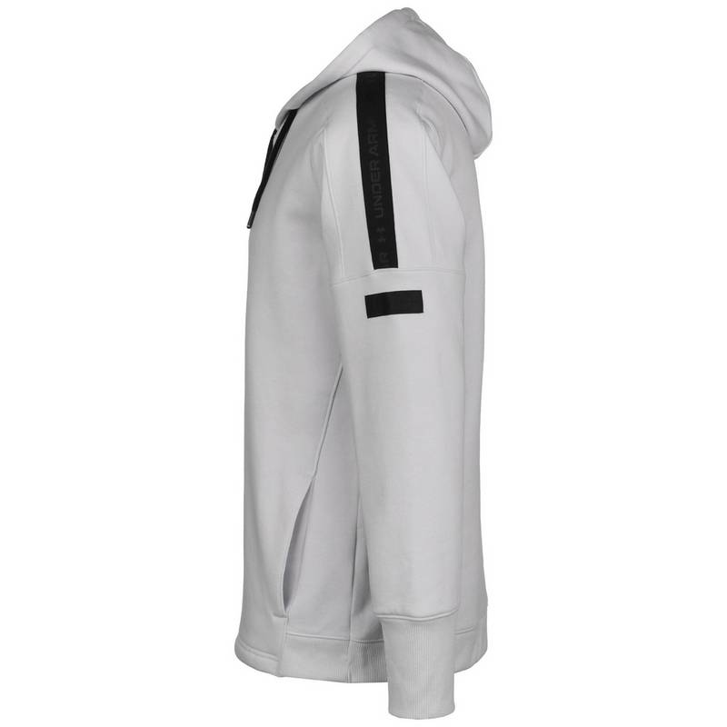Under Armour Accelerate Off-Pitch Hoodie Herren